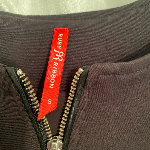 Ruby Ribbon Jacket - Picture 3 of 7